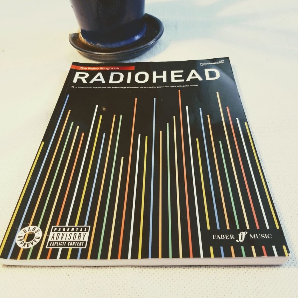 Radiohead (Piano/Vocal/Guitar Artist Songbook), 2011